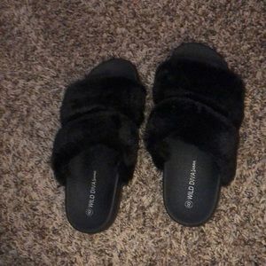 Faux fur dual-strap sandals